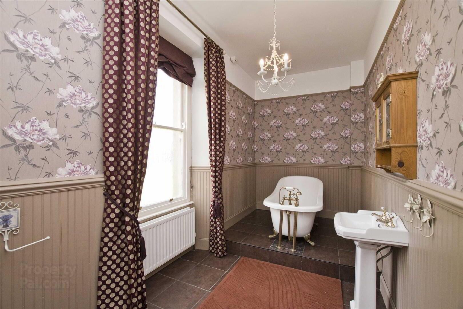 Annsborough House, Castlewellan - Ideal for Group Events