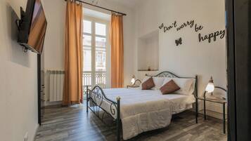 1 bedroom, iron/ironing board, cots/infant beds, free WiFi