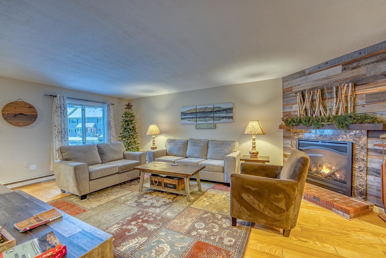 Beautiful Woodstock New Hampshire Condo