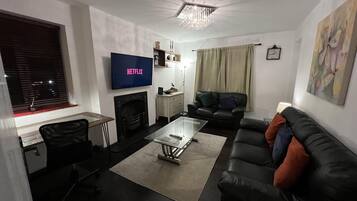 Apartment | Living area