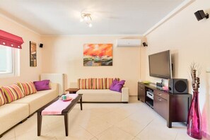 Fernseher, Stereoanlage