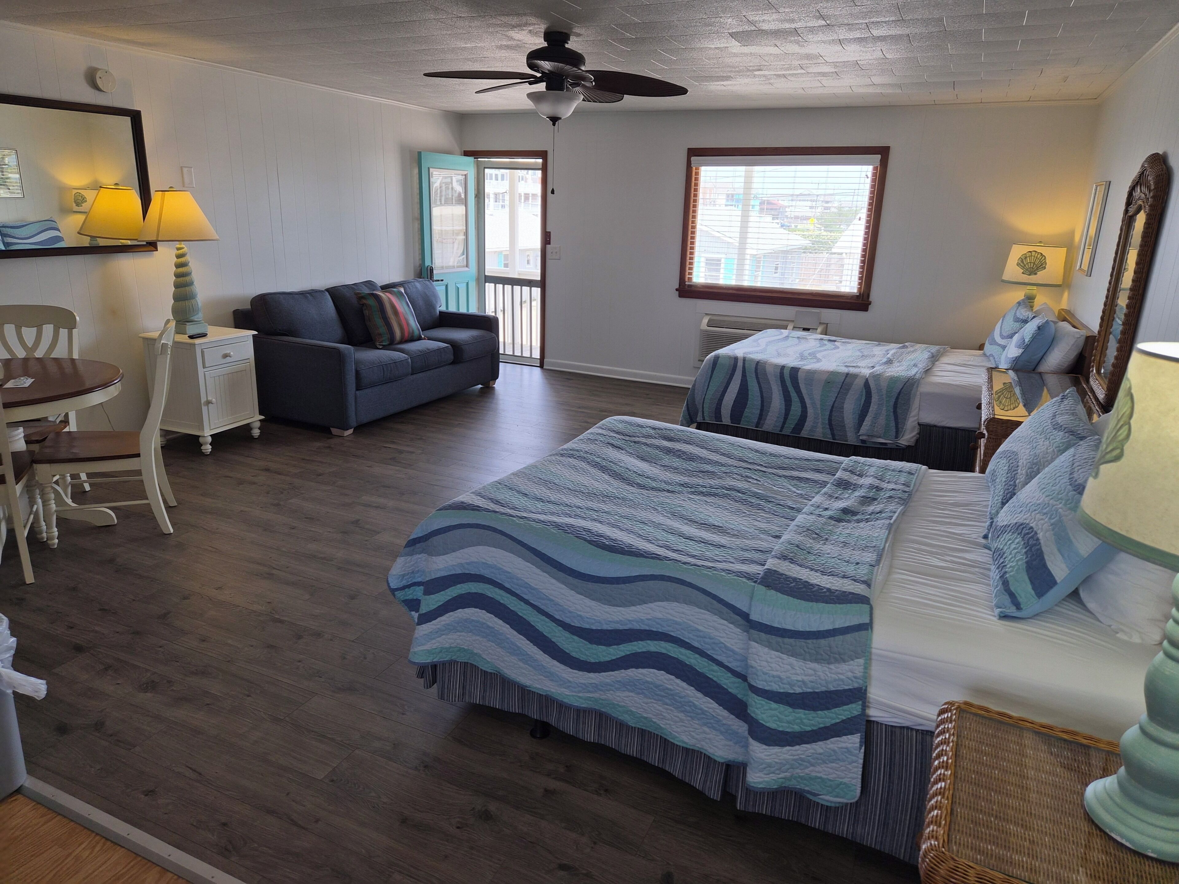 Comfort Studio Suite | Free WiFi, bed sheets