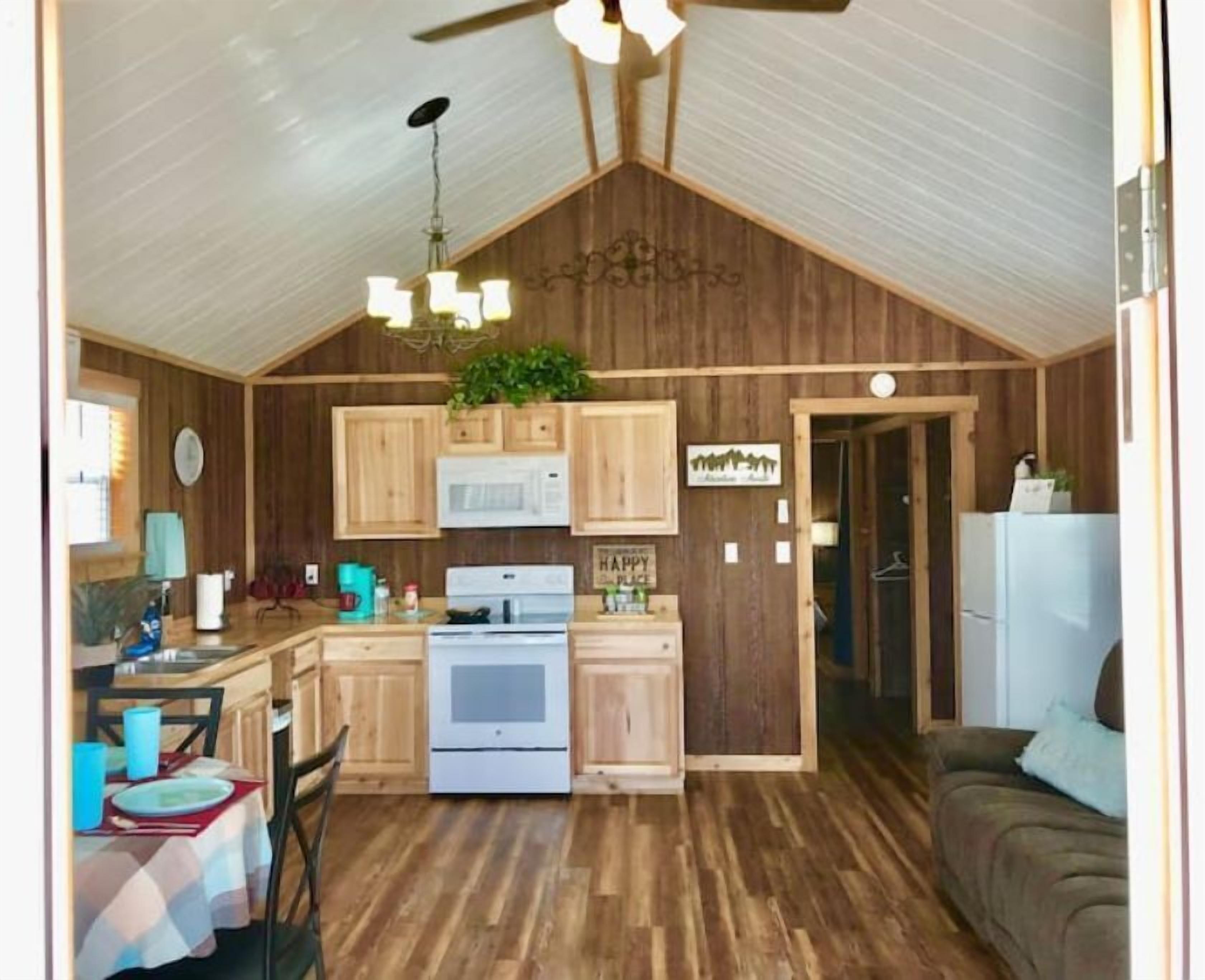 Paradise River Cabin #6