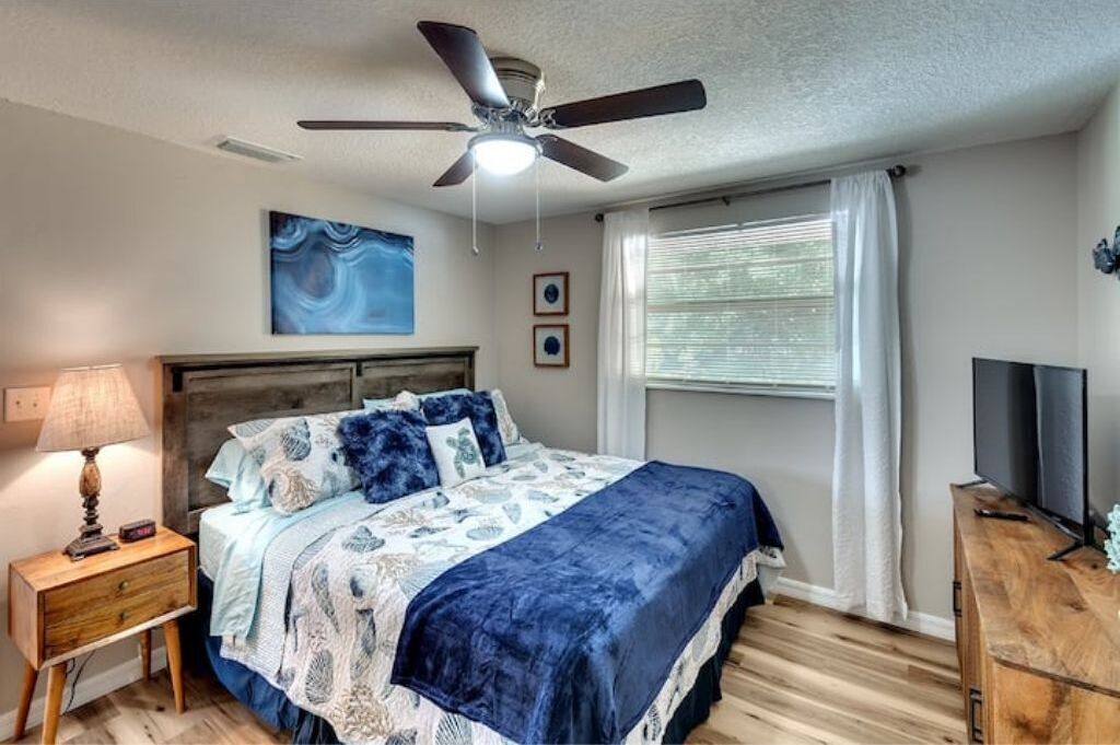 Newly renovated Bradenton bungalow