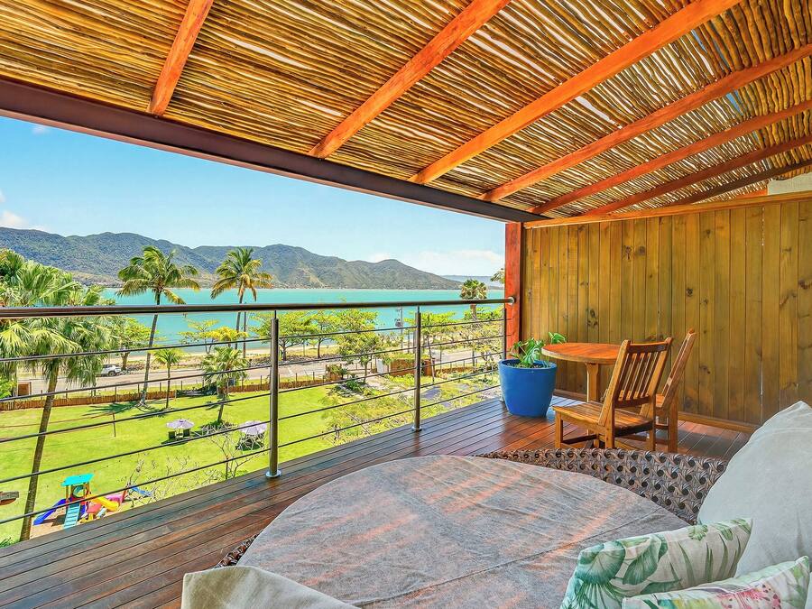 Quarto Premium Plus | Minibar, in-room safe, free WiFi, bed sheets