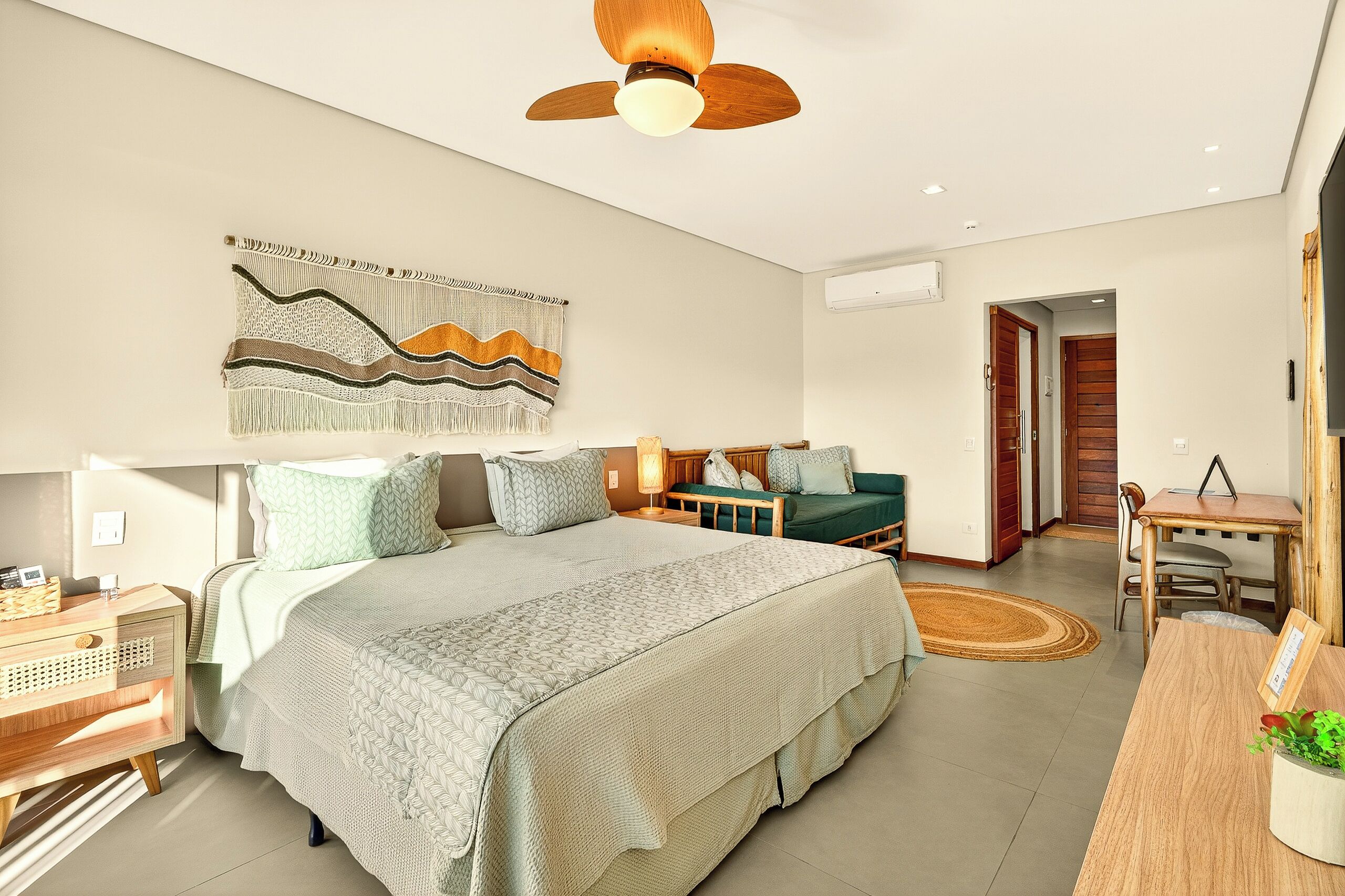 Phòng 3 Superior, quang cảnh biển | Minibar, két bảo mật tại phòng, truy cập Internet không dây miễn phí 