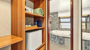 Minibar