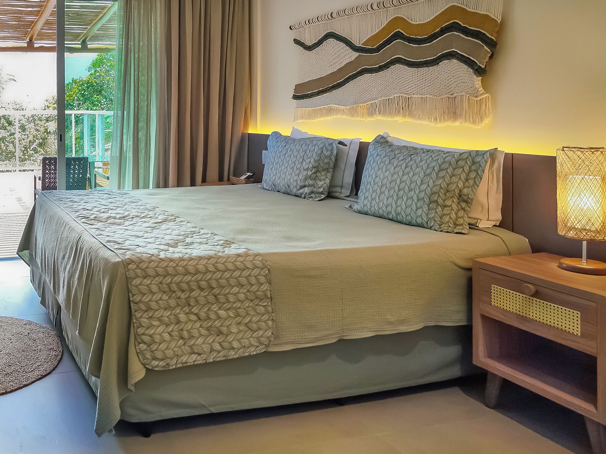 Standard Room, Mobility Accessible, Patio | Minibar, in-room safe, free WiFi, bed sheets