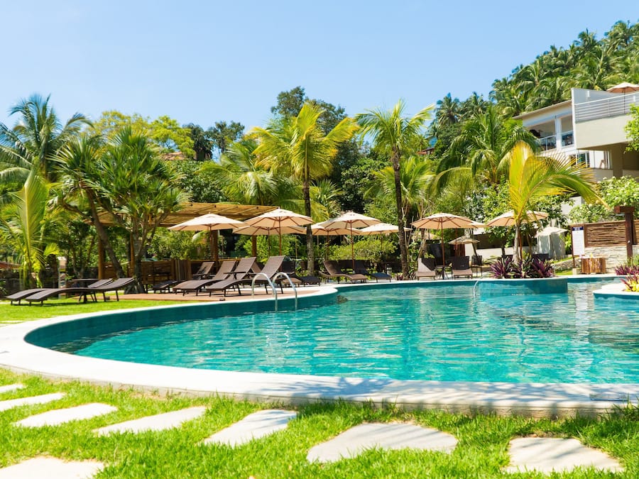 Outdoor pool, pool umbrellas, sun loungers