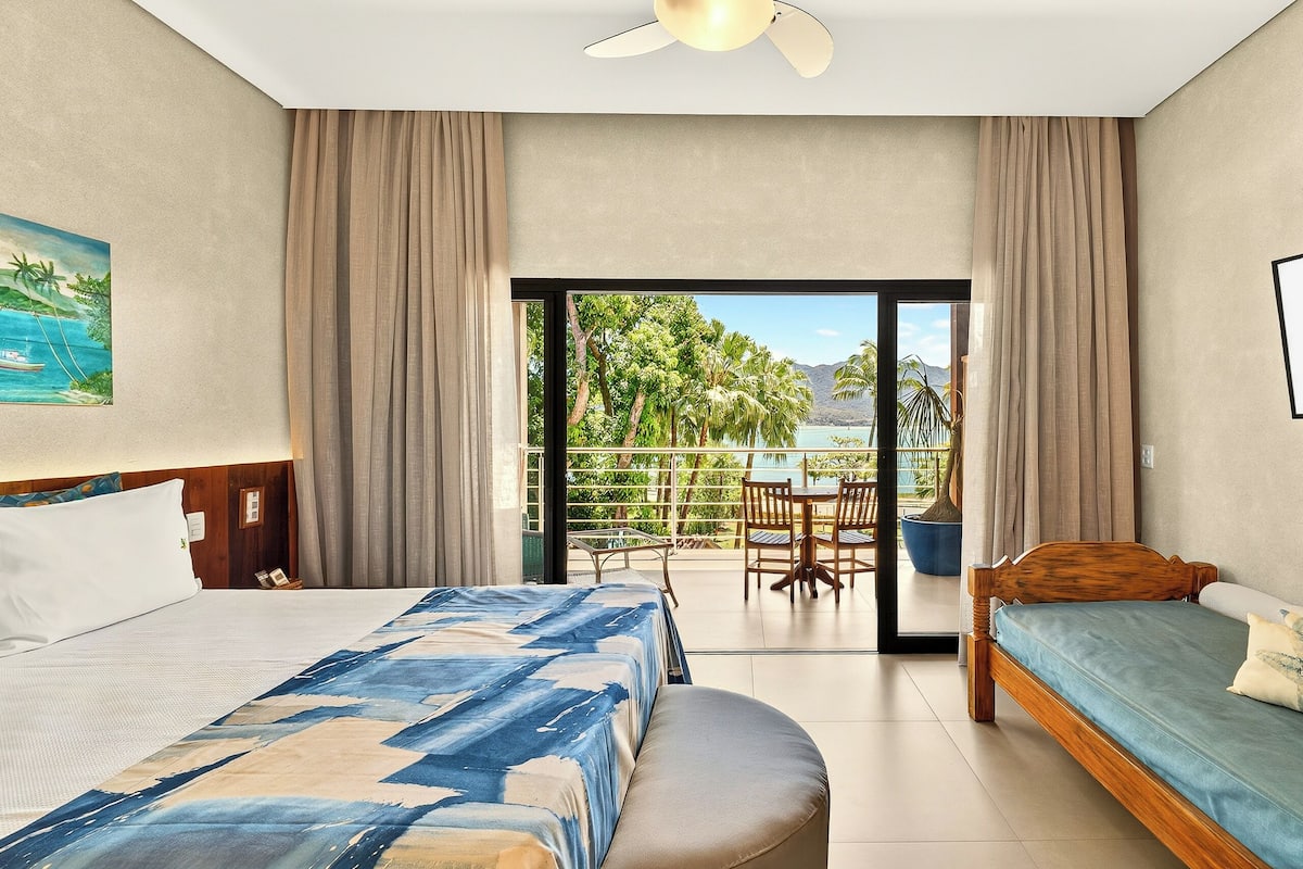 Quarto Premium Familia | Minibar, pengeskab på værelset, gratis Wi-Fi, sengetøj