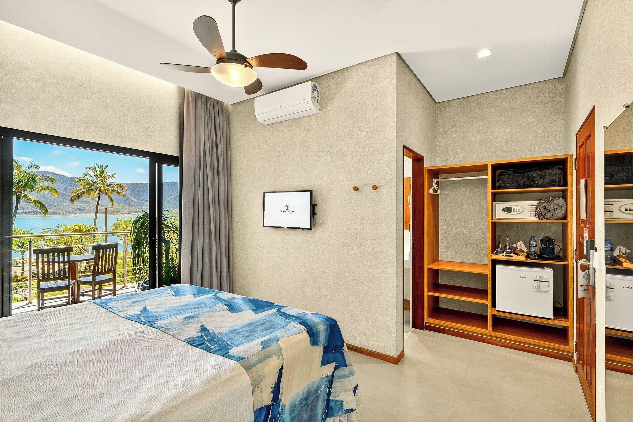 Standardværelse | Minibar, pengeskab på værelset, gratis Wi-Fi, sengetøj