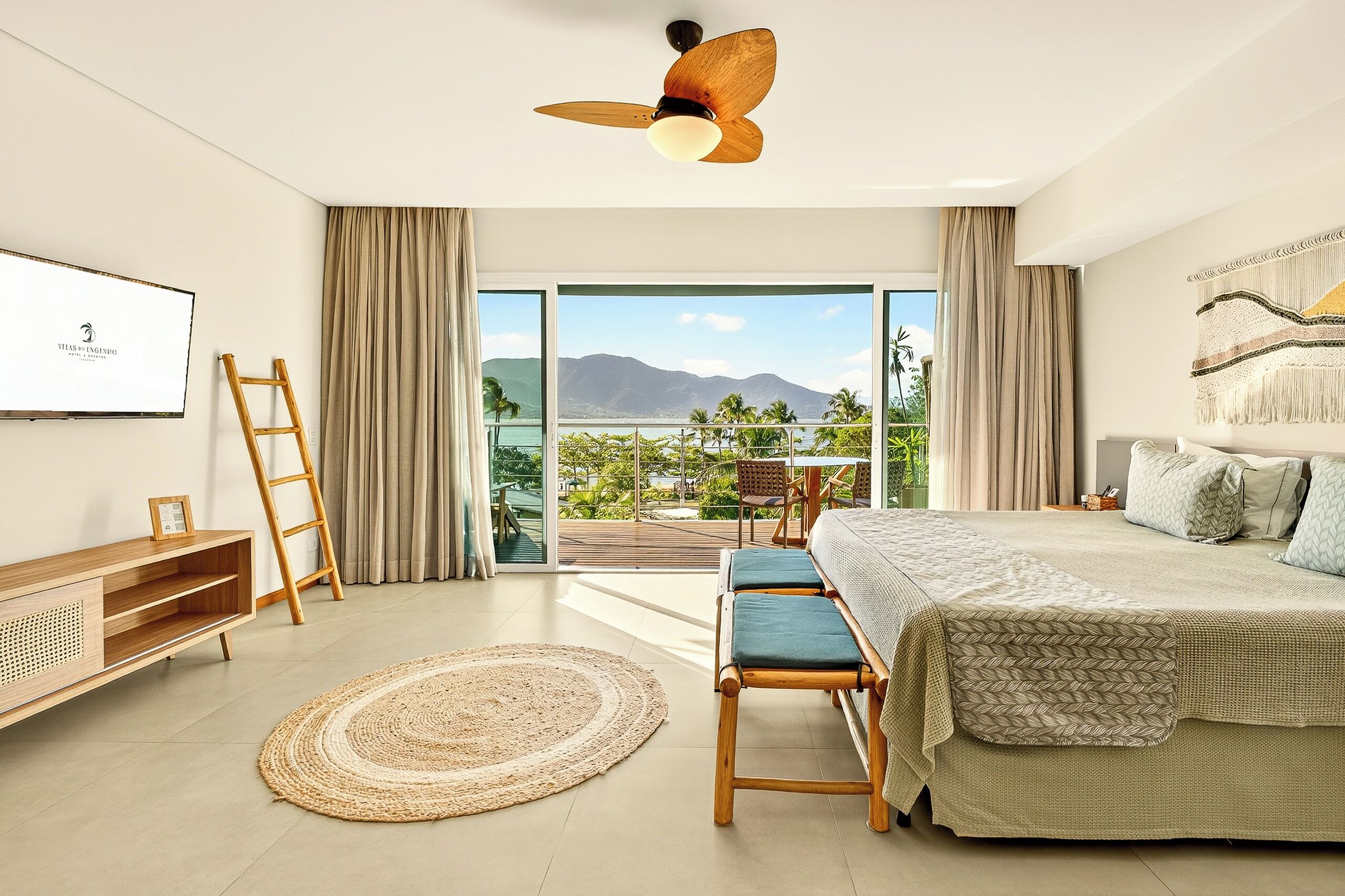 Premium-værelse til 3 personer - boblebad - havudsigt | Minibar, pengeskab på værelset, gratis Wi-Fi, sengetøj