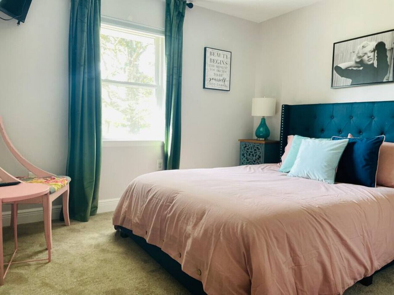 4 bd/rm with Family Memories,  Beach town, golf course, private pool