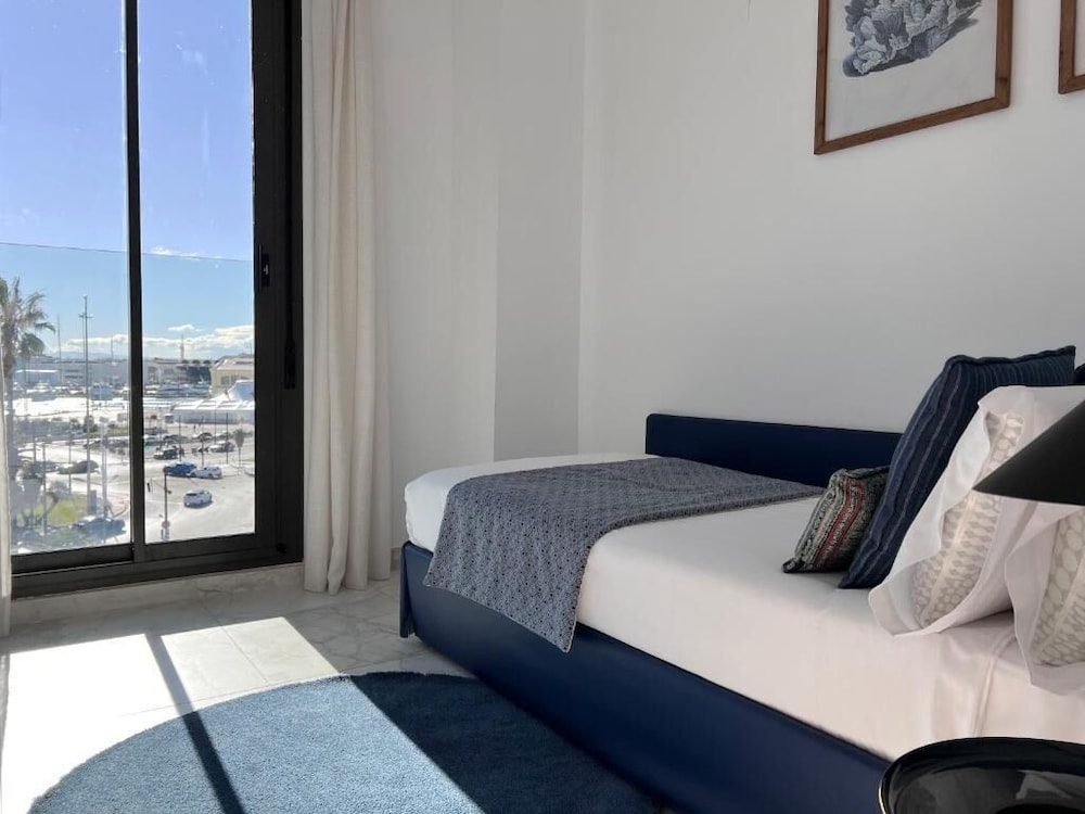 Calma beach apartments - Valencia Luxury by null