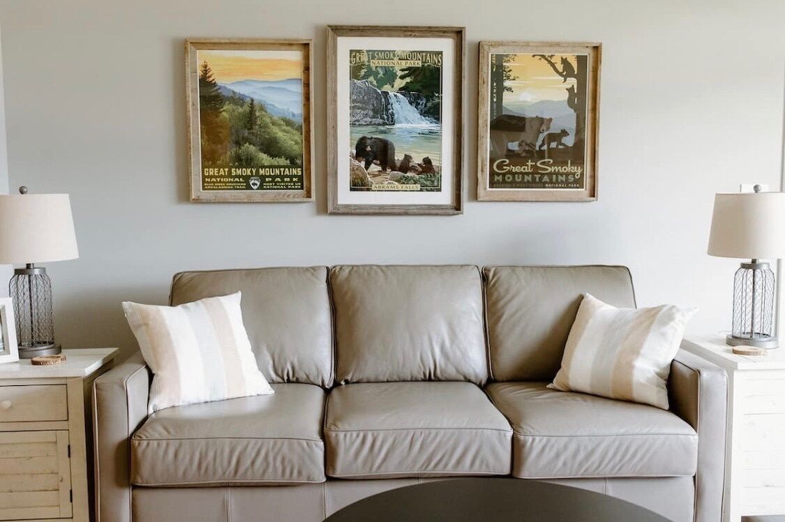 Quiet First Floor Condo with Mountain Views ~ Five Minutes from GSMNP!