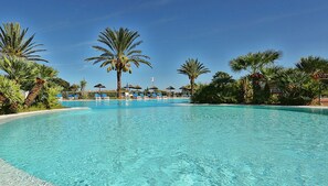 Sæsonbestemt udendørs pool