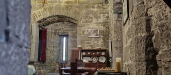 Ballindooley Castle 10 minutes to Galway City