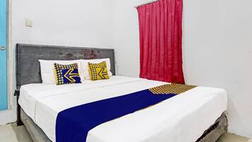 Double Room | Laptop workspace, free WiFi, bed sheets