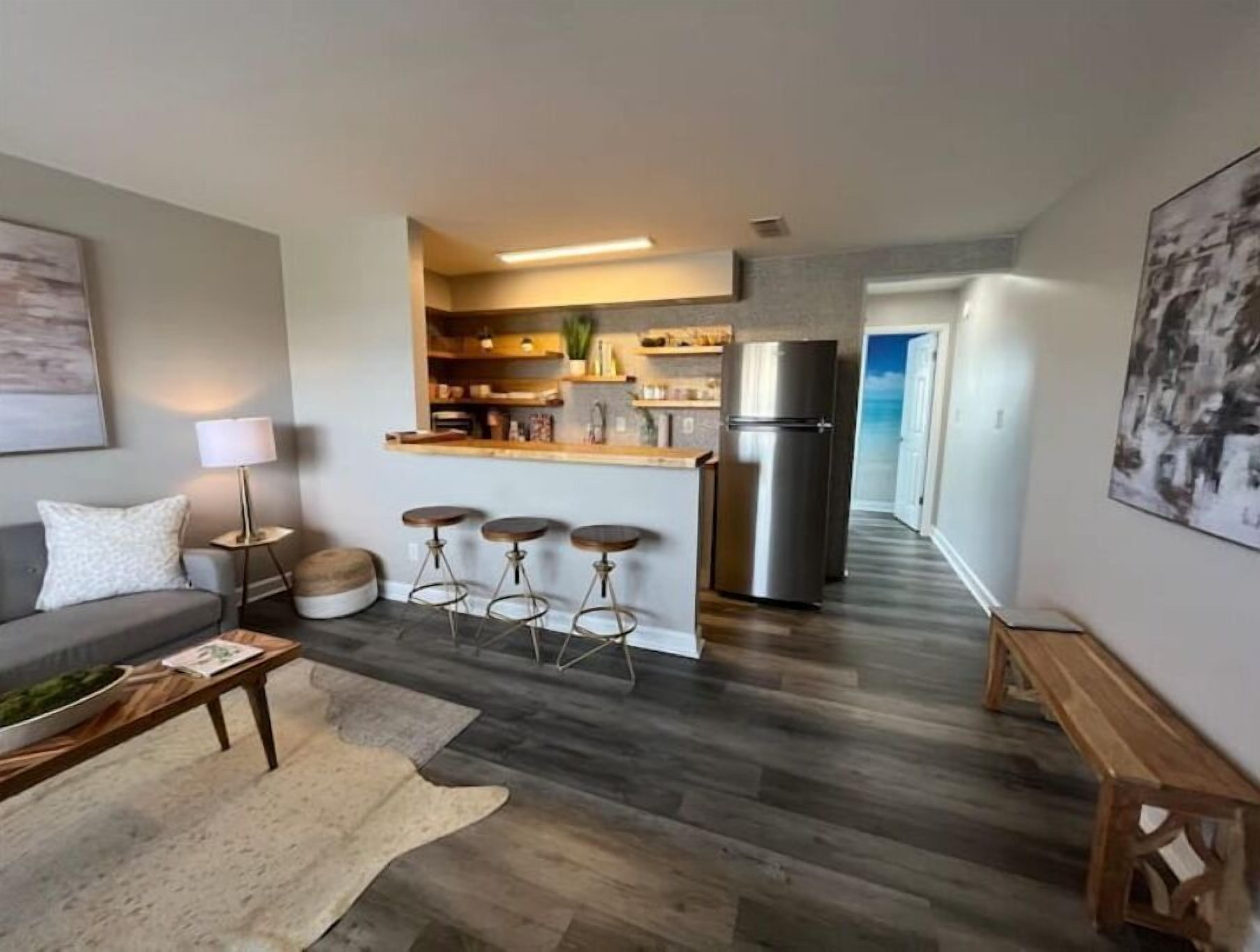 Condo in Fort Walton Beach Near White Sand Beach