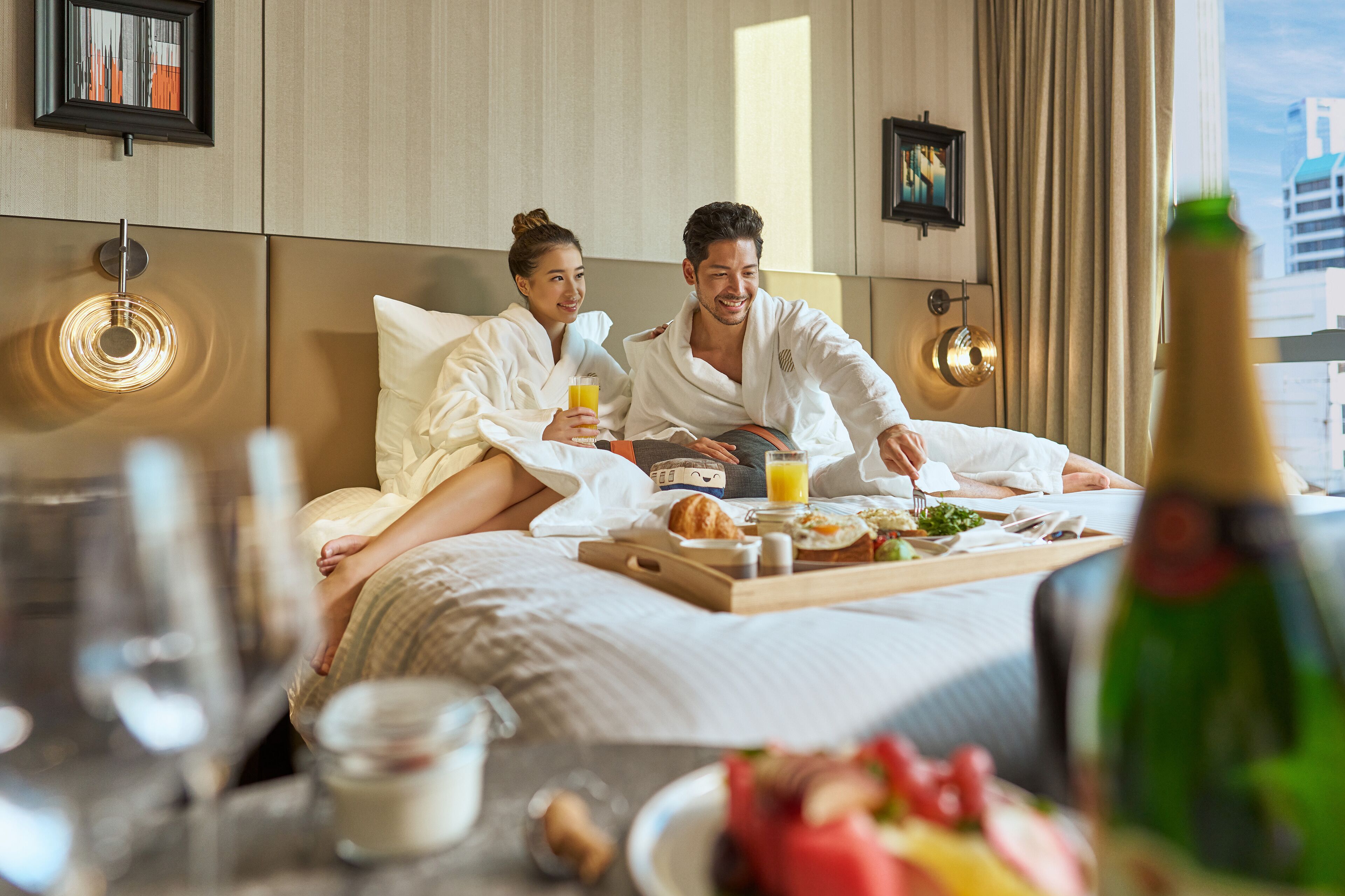 迷你吧、客房內保險箱、書桌、遮光布/窗簾