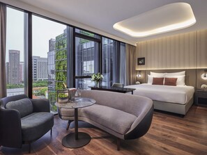 Studio Suite, 1 King Bed, Club lounge access - Pullman Singapore Hill Street (Singapore)