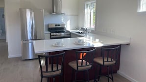 Unclassified image, 2 of 21, button - Fabulous and Easy commute! nice 3bedroom2bath house washer dryer (Oakland)