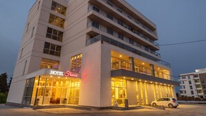 Exterior - Franca Hotel Ulcinj (Ulcinj)
