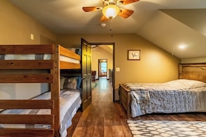 4 chambres, fer et planche Ă repasser, Wi-Fi, literie fournie