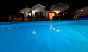 Piscine extérieure, piscine chauffée