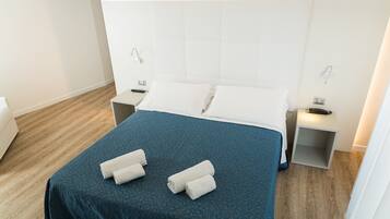 Superior Triple Room | In-room safe, desk, free WiFi, bed sheets