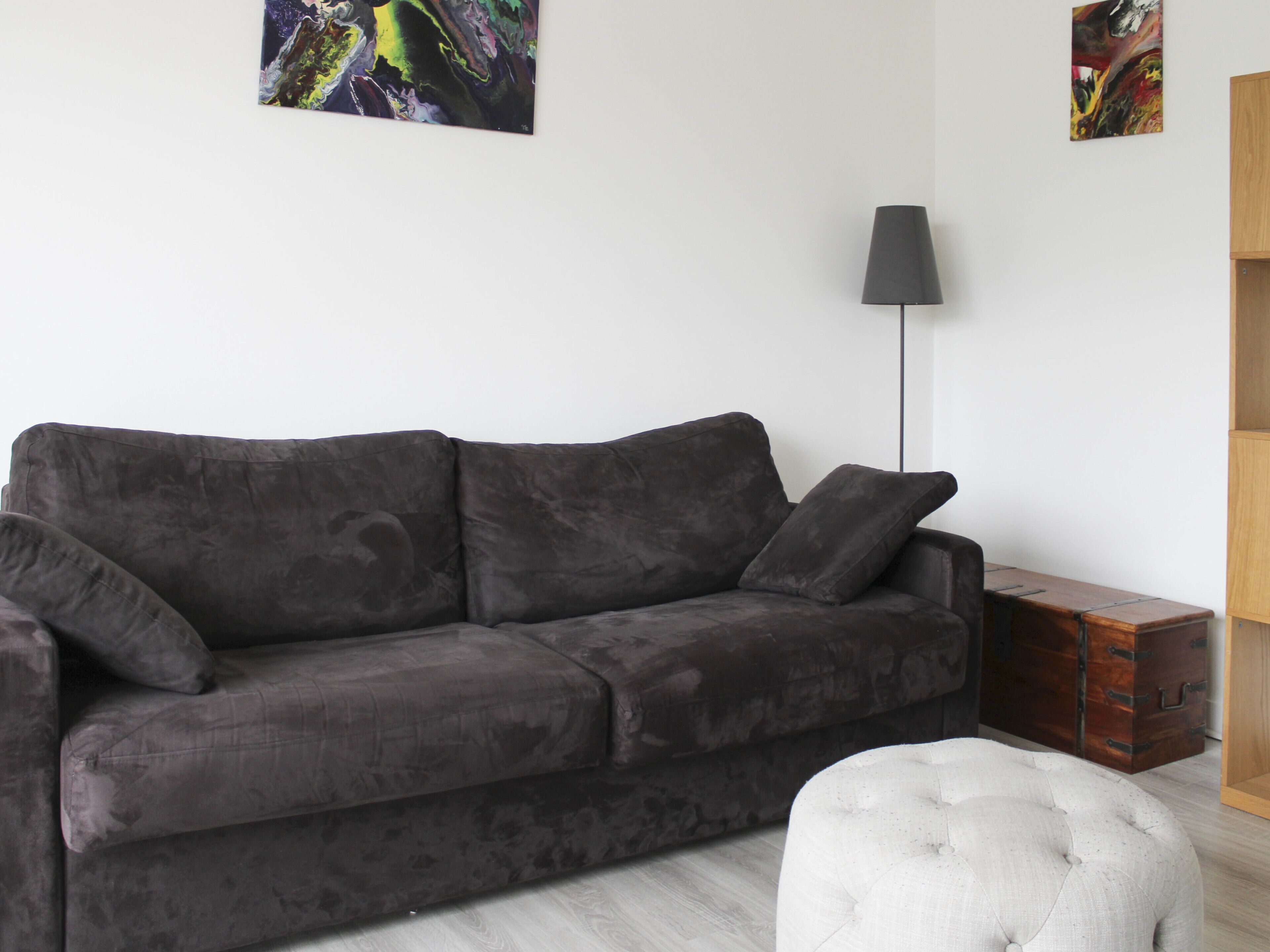 Bright and pleasant studio near downtown