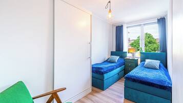 2 bedrooms, iron/ironing board, free WiFi, bed sheets