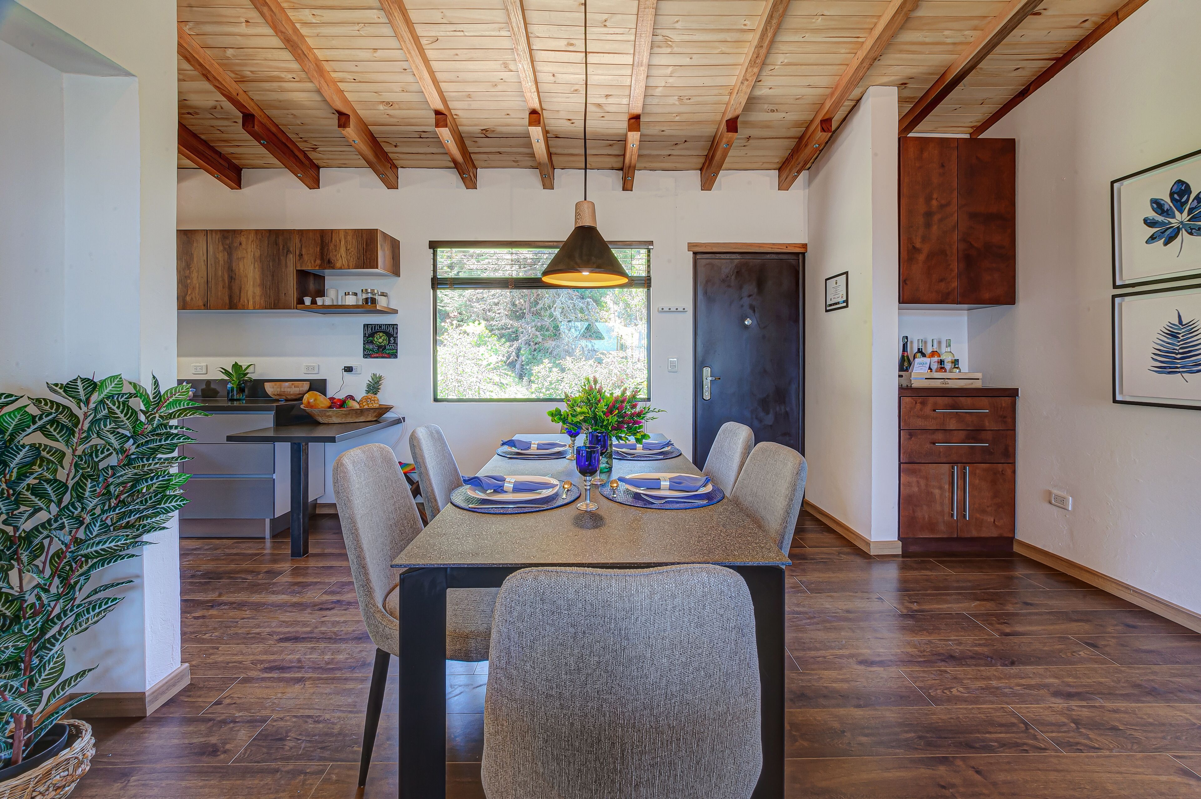 Spectacular house in El Sisga with jacuzzi and stunning view to the reservoir