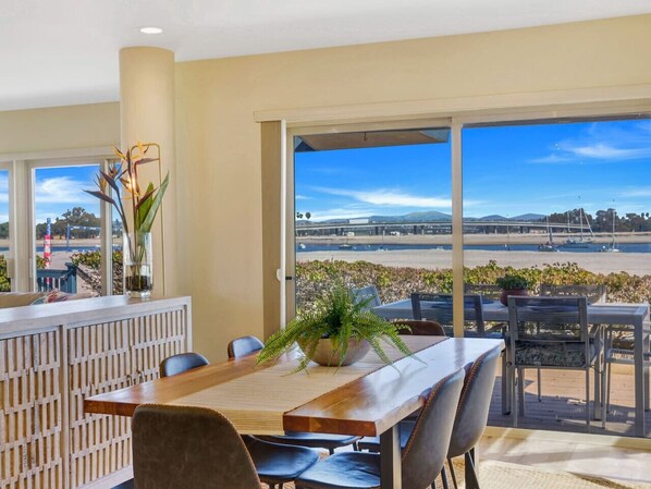 تناول الطعام