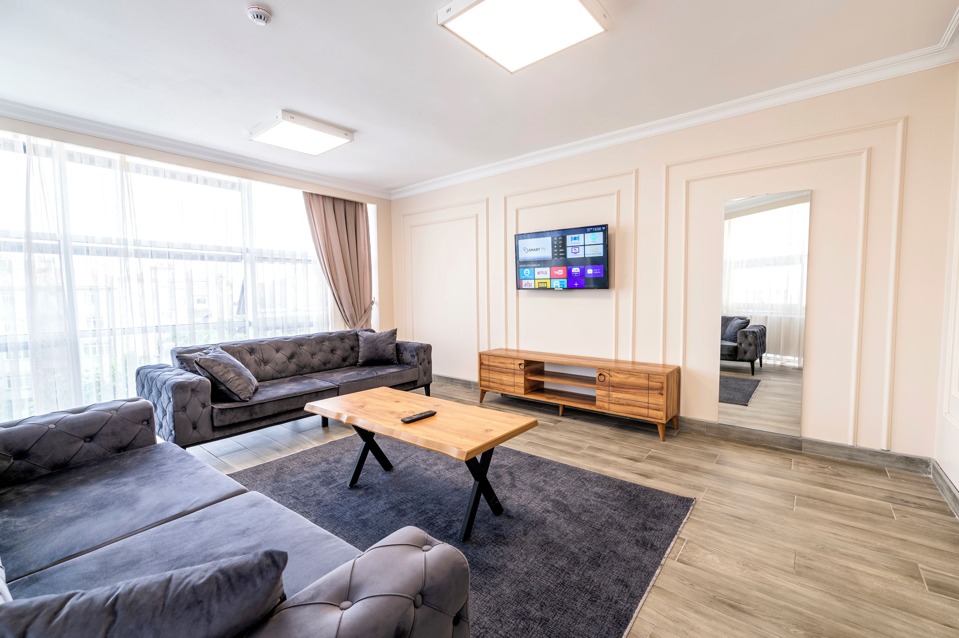 43-Zoll-Smart-TV mit Digitalempfang, Fernseher