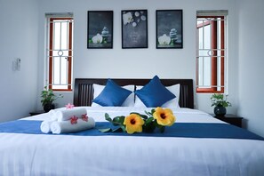 Deluxe Double Room, Balcony | Minibar, desk, laptop workspace, free WiFi