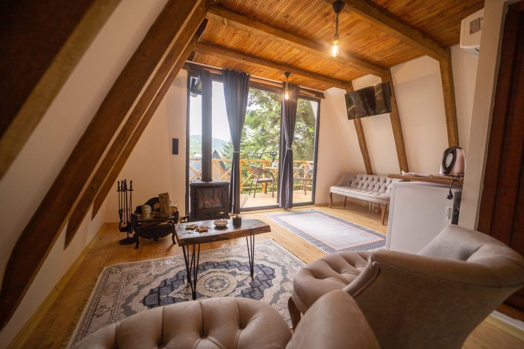 Egyptian cotton sheets, premium bedding, down duvets, minibar