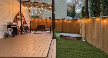 Very Clean, Open Spaces, Two Nice Decks for Outdoor Fun, Convenient location