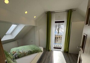 2 Schlafzimmer, Bügeleisen/Bügelbrett, Reisekinderbett, kostenloses WLAN