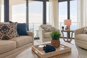 Smart TV, stereo - Luxurious "The Oasis at OB" formerly Phoenix West II 3br/4ba Beachfront Condo!  (Orange Beach)