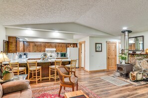 TV - Riverfront Woodland Cabin: Wooded & Forested Views (Woodland)