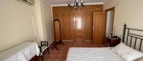 3 chambres, Wi-Fi, draps fournis