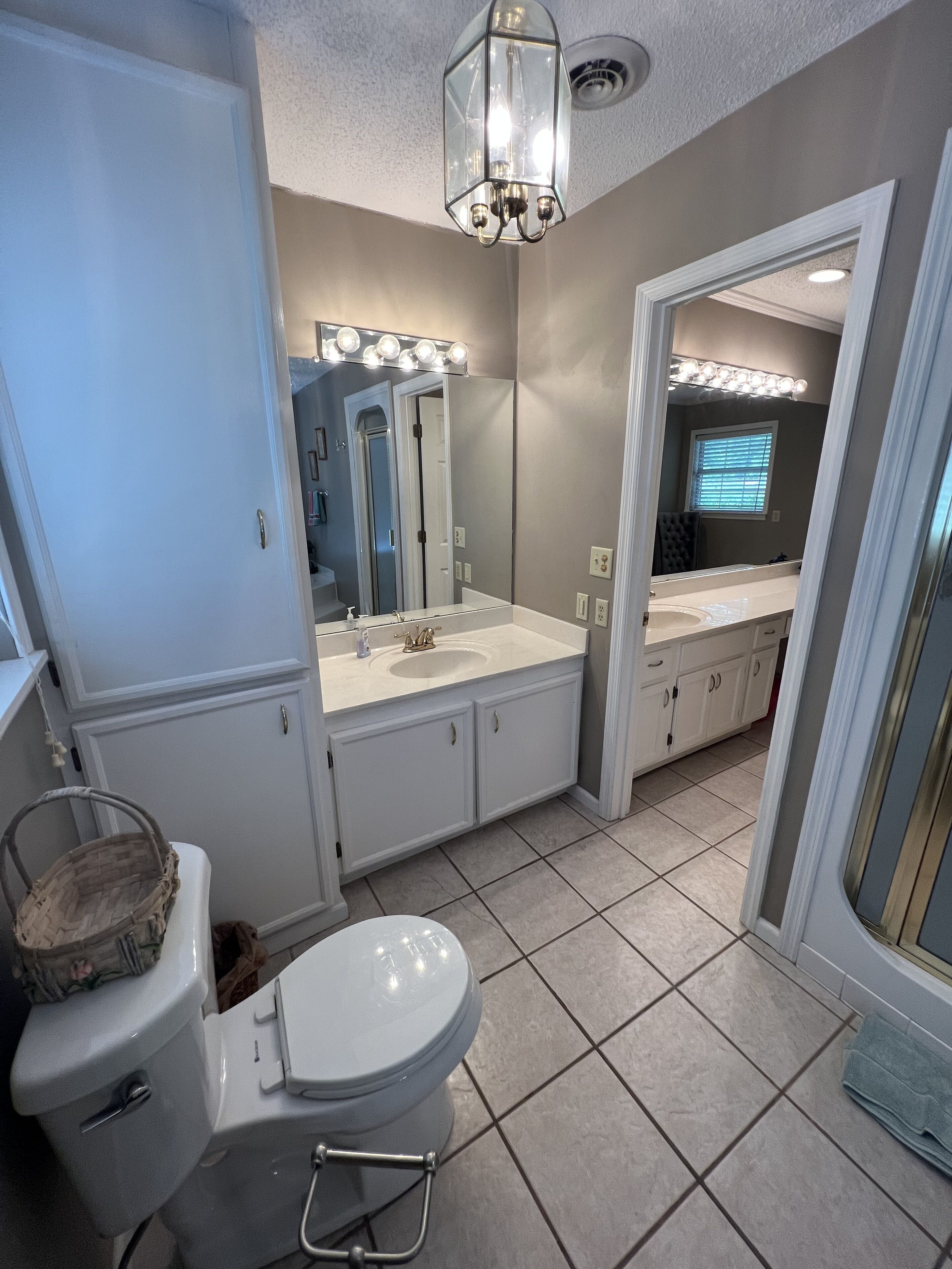 Come and stay at our waterfront 3200 sq ft Guest House!