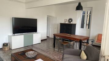 Smart-TV, Bücher