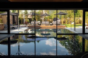 Salas de tratamientos para parejas, sauna, bañera de hidromasaje 