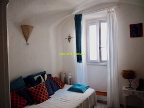 3 chambres, fer et planche à repasser, Wi-Fi gratuit