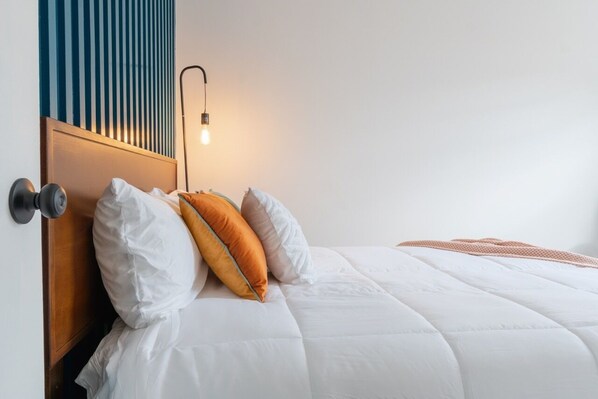 2 bedrooms, desk, free WiFi, bed sheets