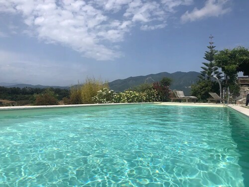 Grande Villa 10 Personnes 2Km Mer Avec Piscine Privée, sur Très Grand Terrain