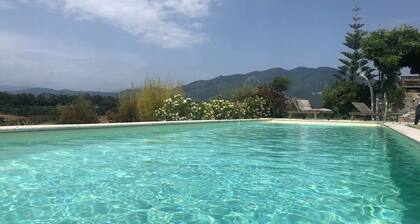 Grande Villa 10 Personnes 2Km Mer Avec Piscine Privée, sur Très Grand Terrain