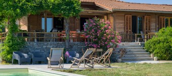 Grande Villa 10 Personnes 2Km Mer Avec Piscine Privée, sur Très Grand Terrain